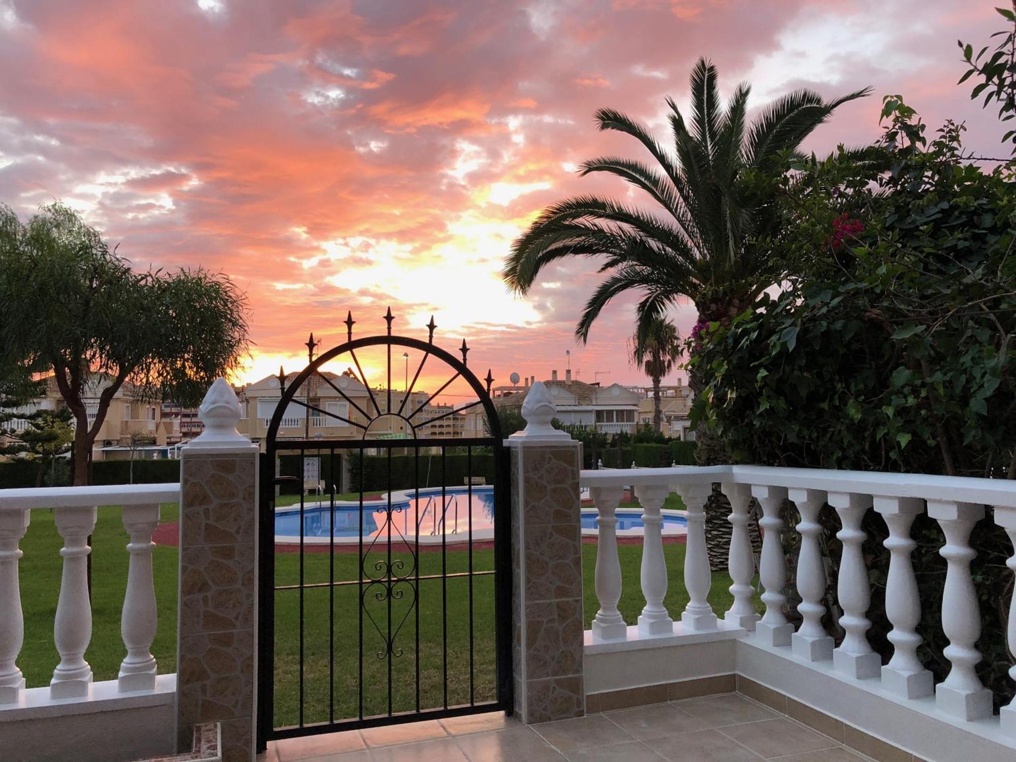 Bungalow Torrevieja Argonautas Eksteriør billede